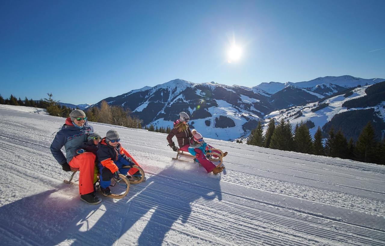 Hotel Barbarahof Saalbach, Inkl Jokercard Exterior photo