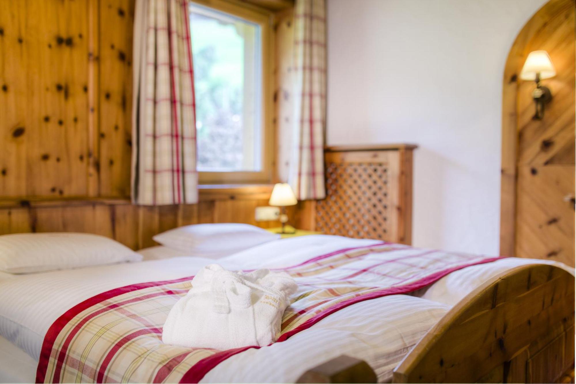 Hotel Barbarahof Saalbach, Inkl Jokercard Room photo
