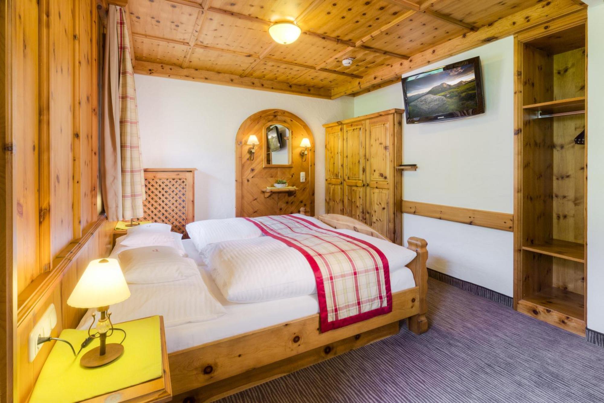Hotel Barbarahof Saalbach, Inkl Jokercard Room photo