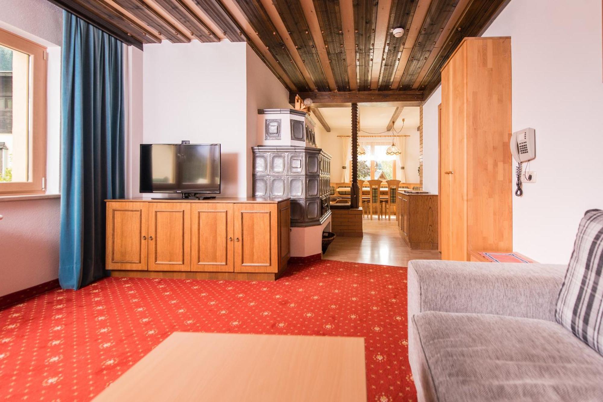 Hotel Barbarahof Saalbach, Inkl Jokercard Room photo